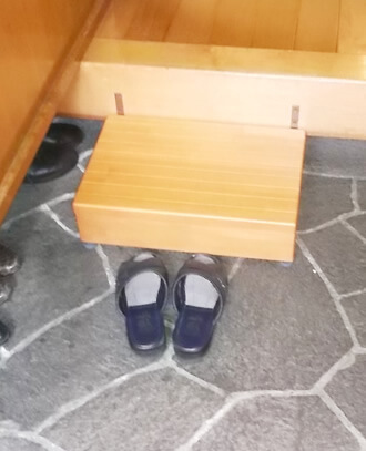 ステップ台(玄関)
