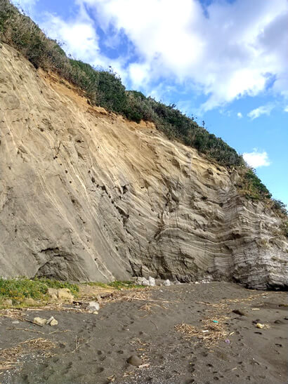 三浦半島の岸壁